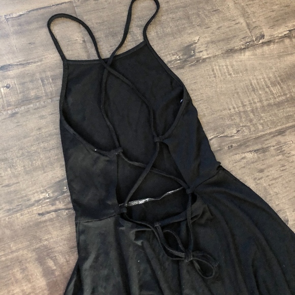 Forever 21 Criss Cross Back Skater Dress - Picture 3 of 3